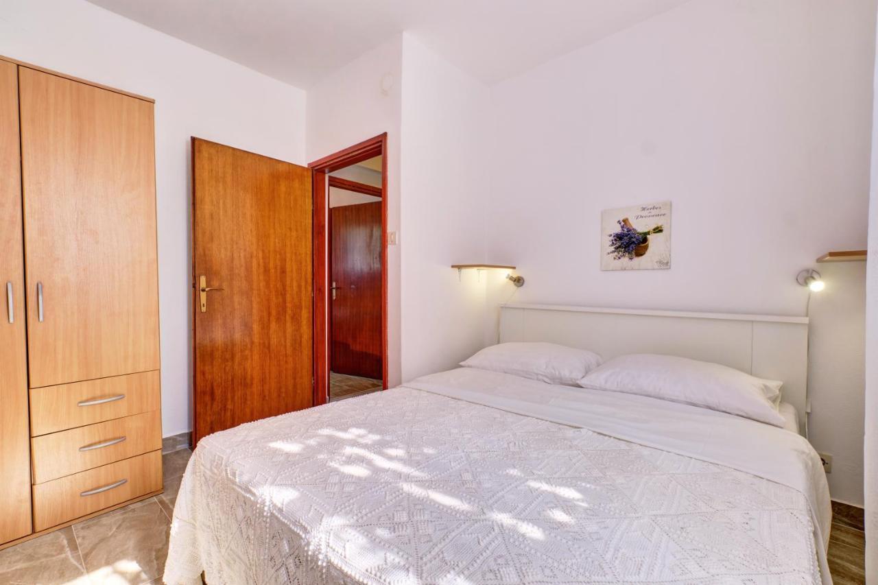Eco Secluded Apartments Zabodarski Cunski Exterior photo